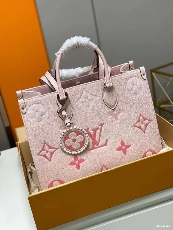 Cheap LOUIS VUITTON ONTHEGO MM 0702